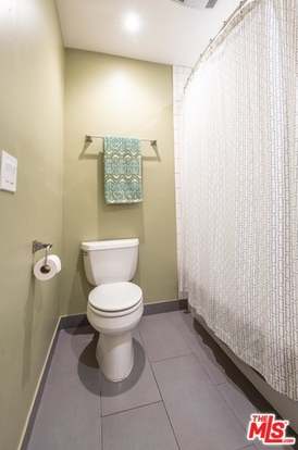 4915 Tyrone Ave #236
