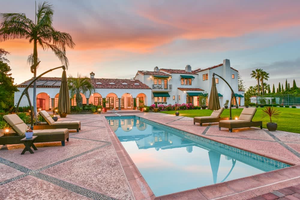 This is the Best Time to Sell a Home