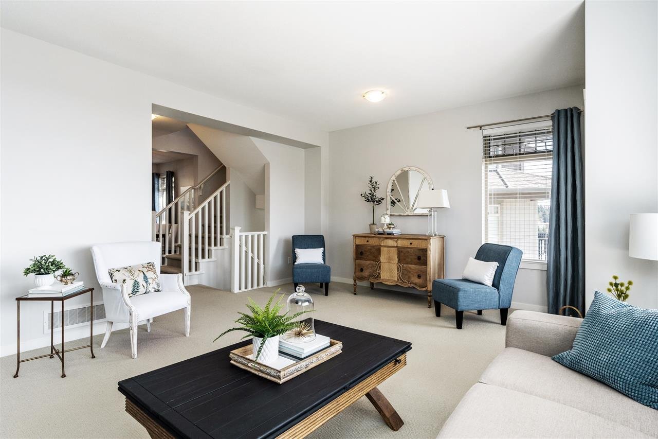 80-55 Hawthorn Dr