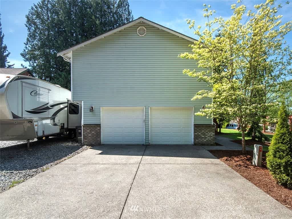 308 58th St SE