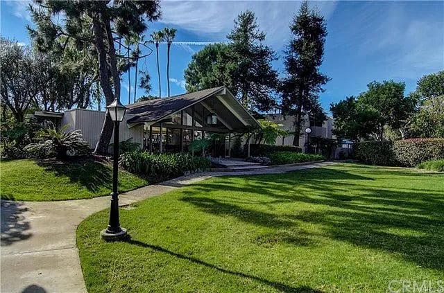 16689 Barefoot Cir
