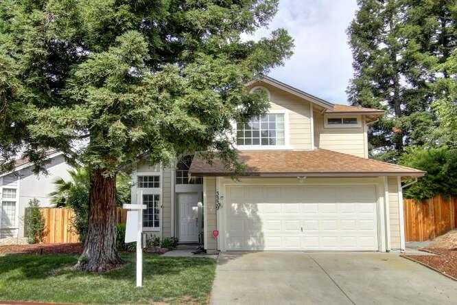 3339 Groveland WAY