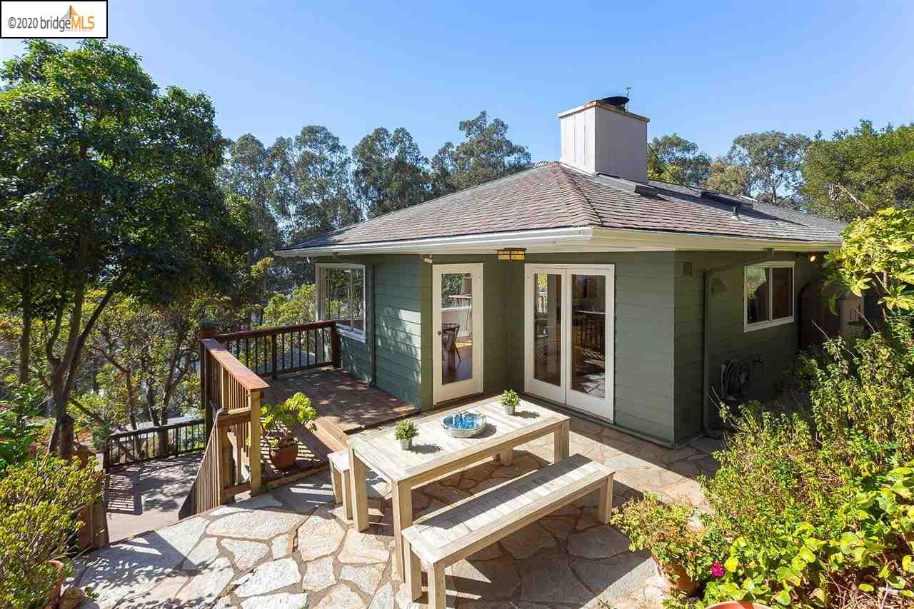 43 Slater Ln