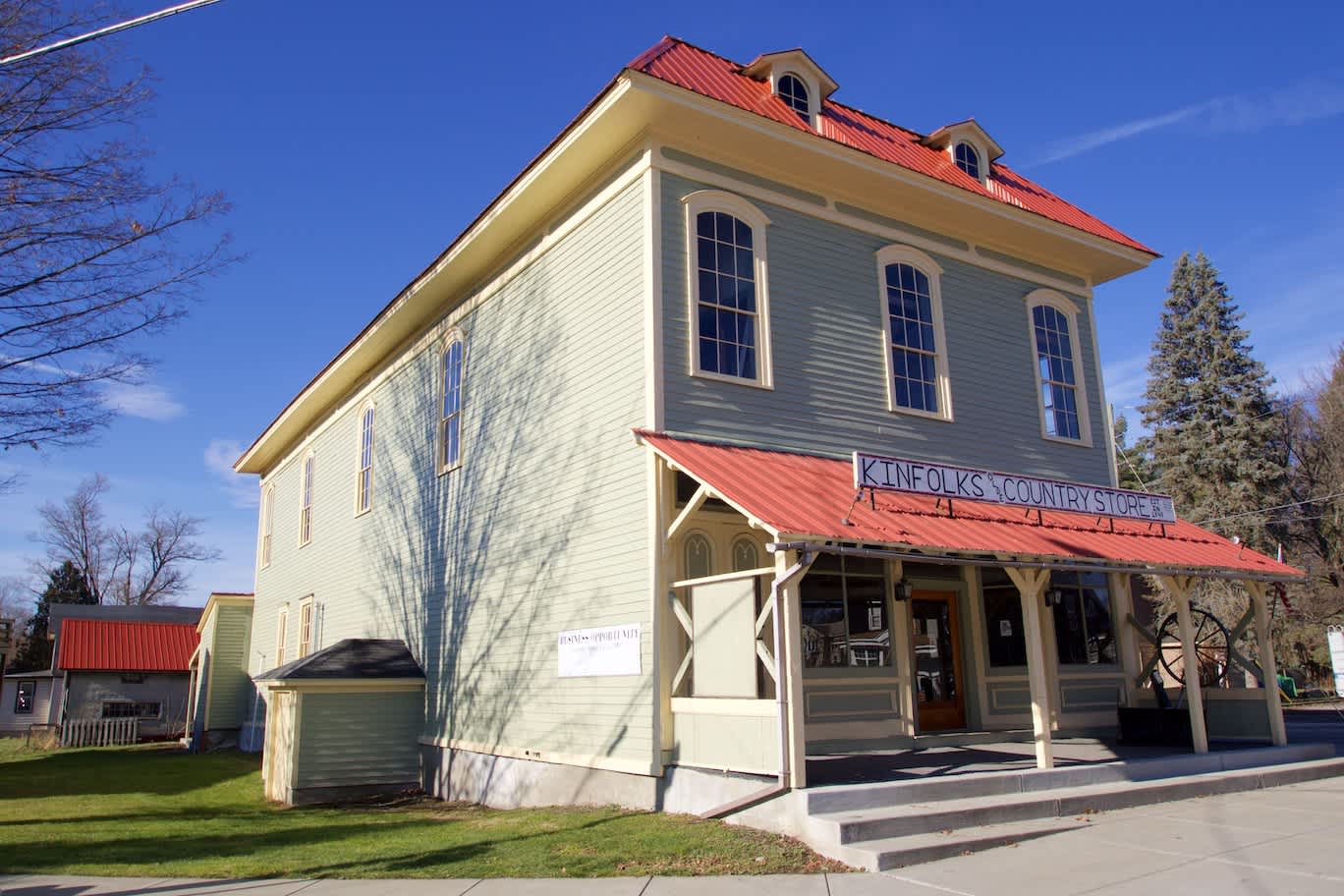 2 University Ave.