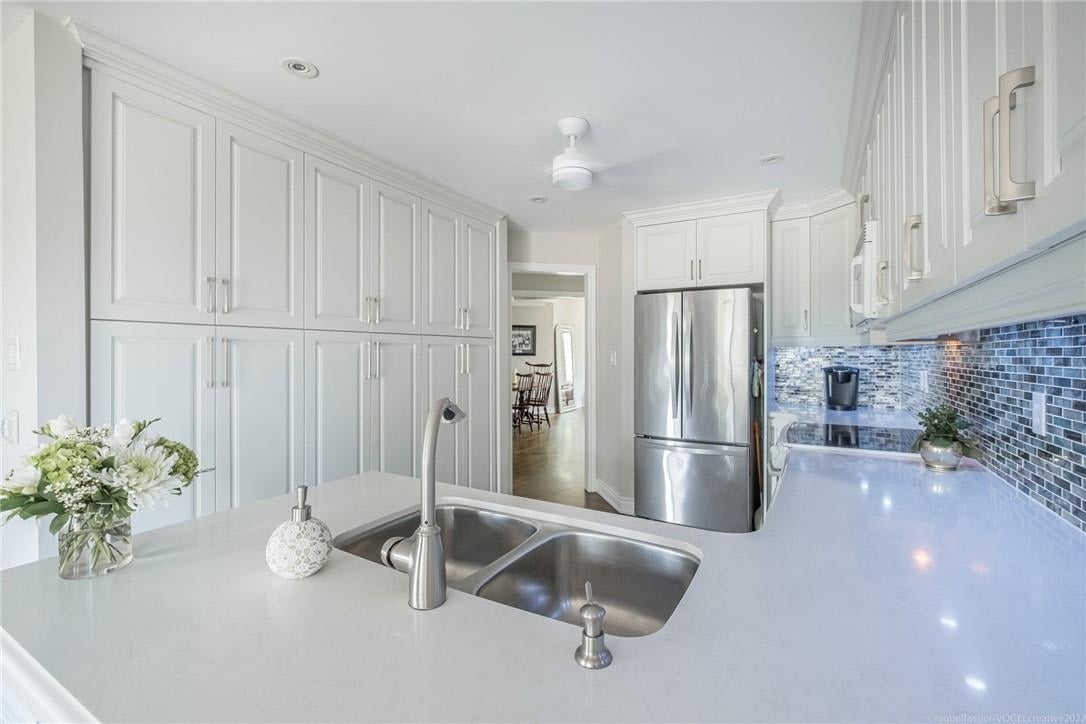 1519 Bayshire Drive, Oakville