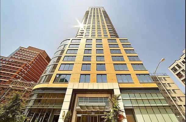 306 Gold Street Unit: 35-G