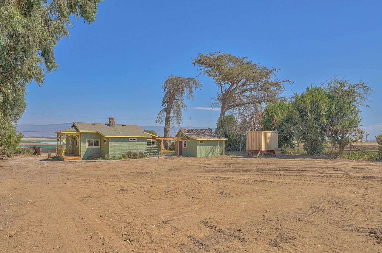 520 River Rd