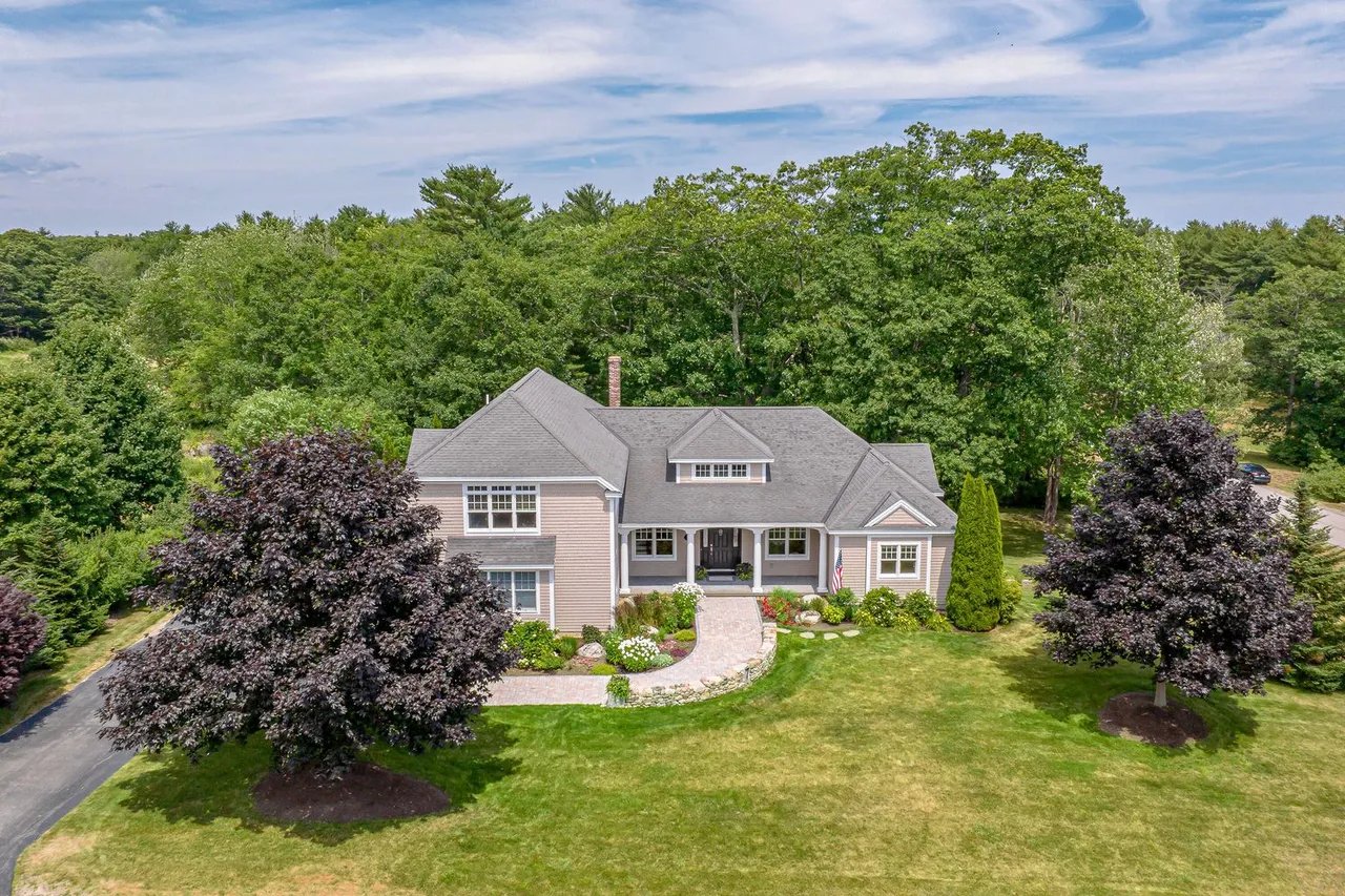 New Listing! 7 High Point Drive, Kennebunkport, Maine – $1,750,000