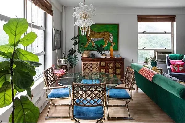 70 LaSalle St Unit: 4C