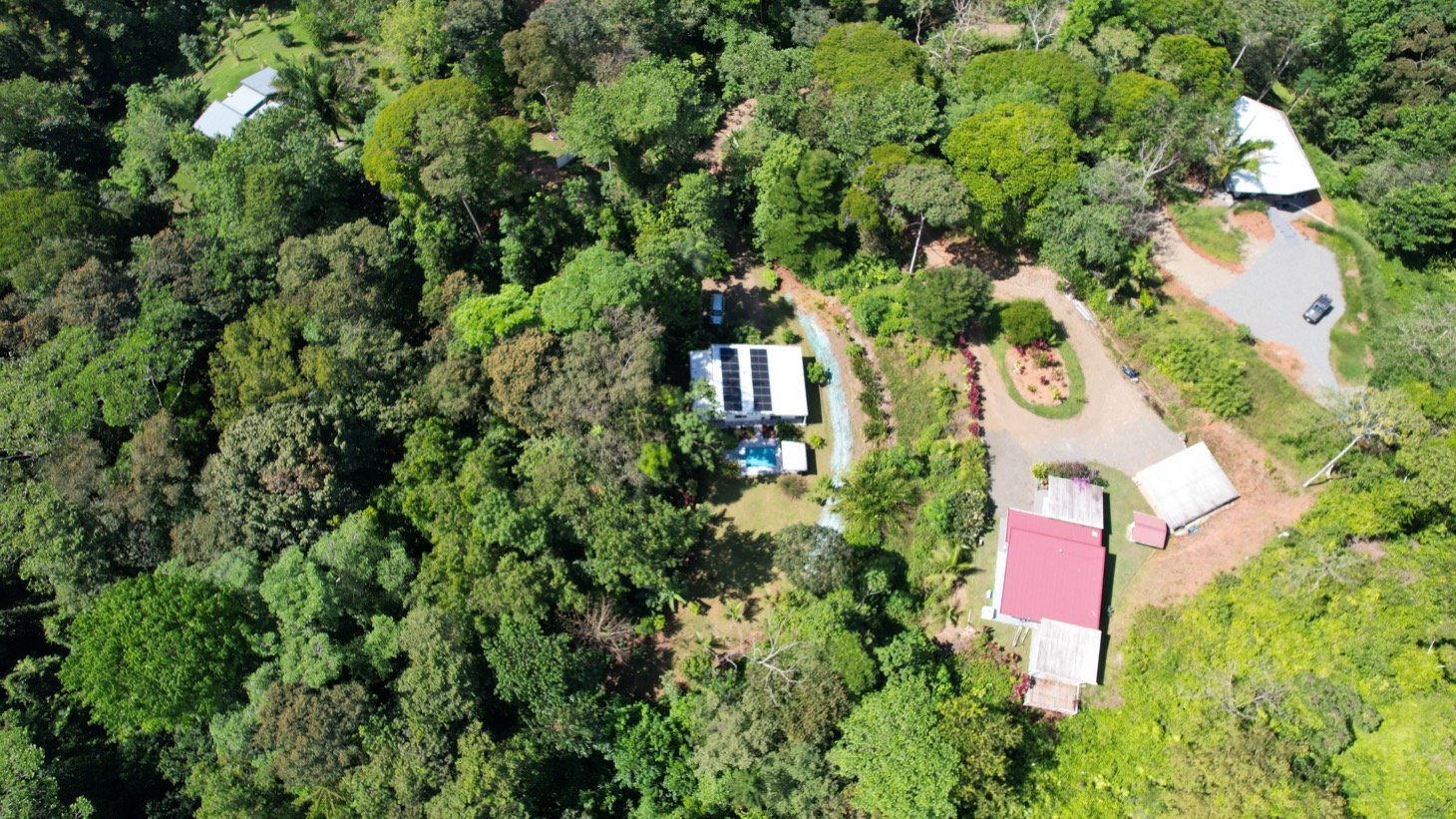 2 Bedroom Solar Home with Creek Frontage