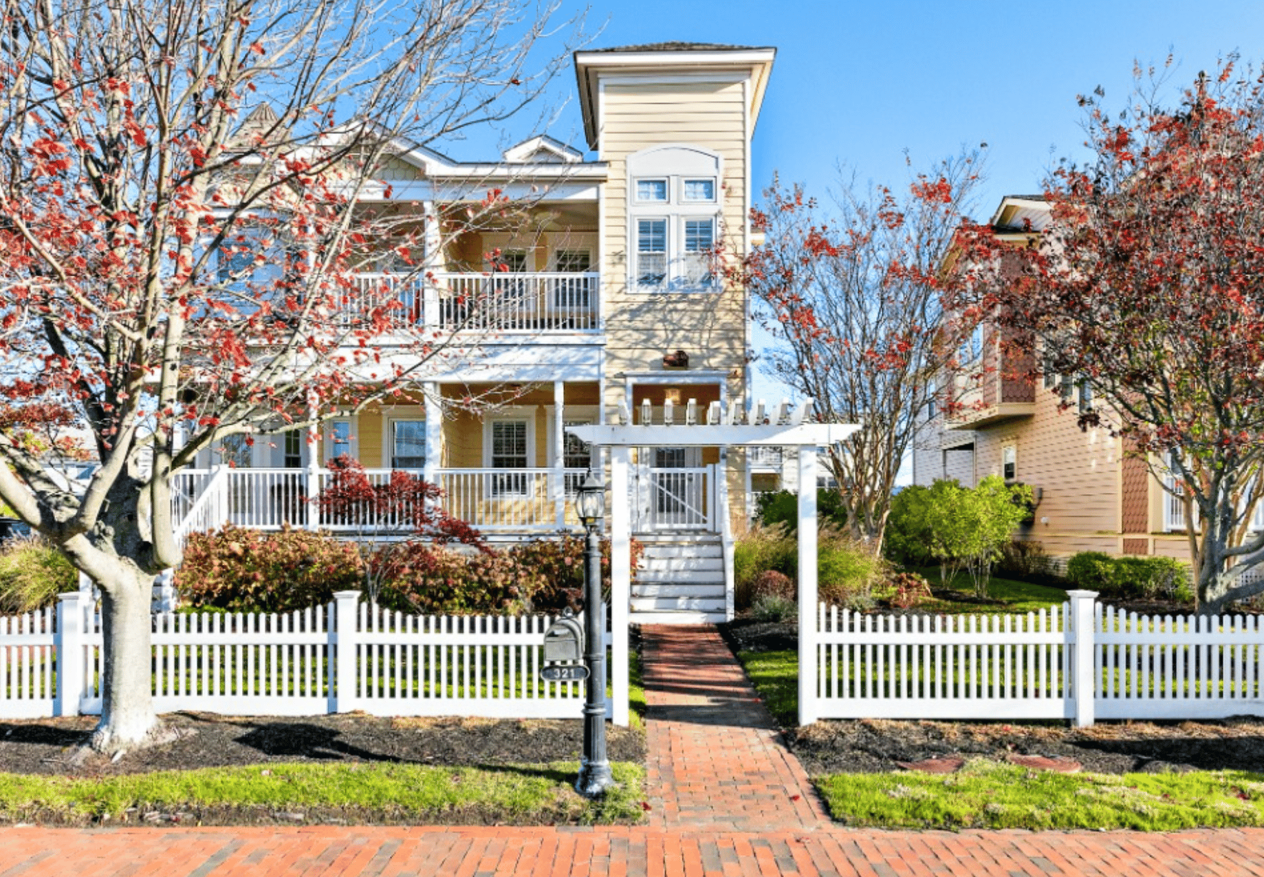 321 Center Street, Beach Haven