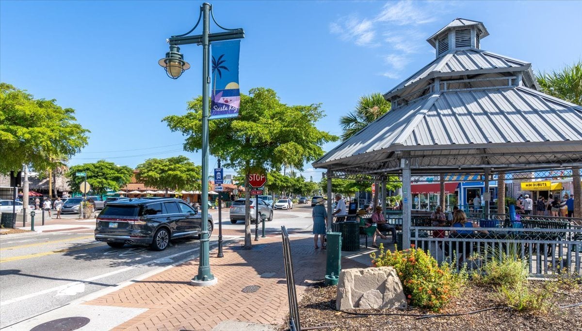 8106 Moonstone Dr #17-204