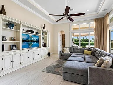 150 Carmela Ct