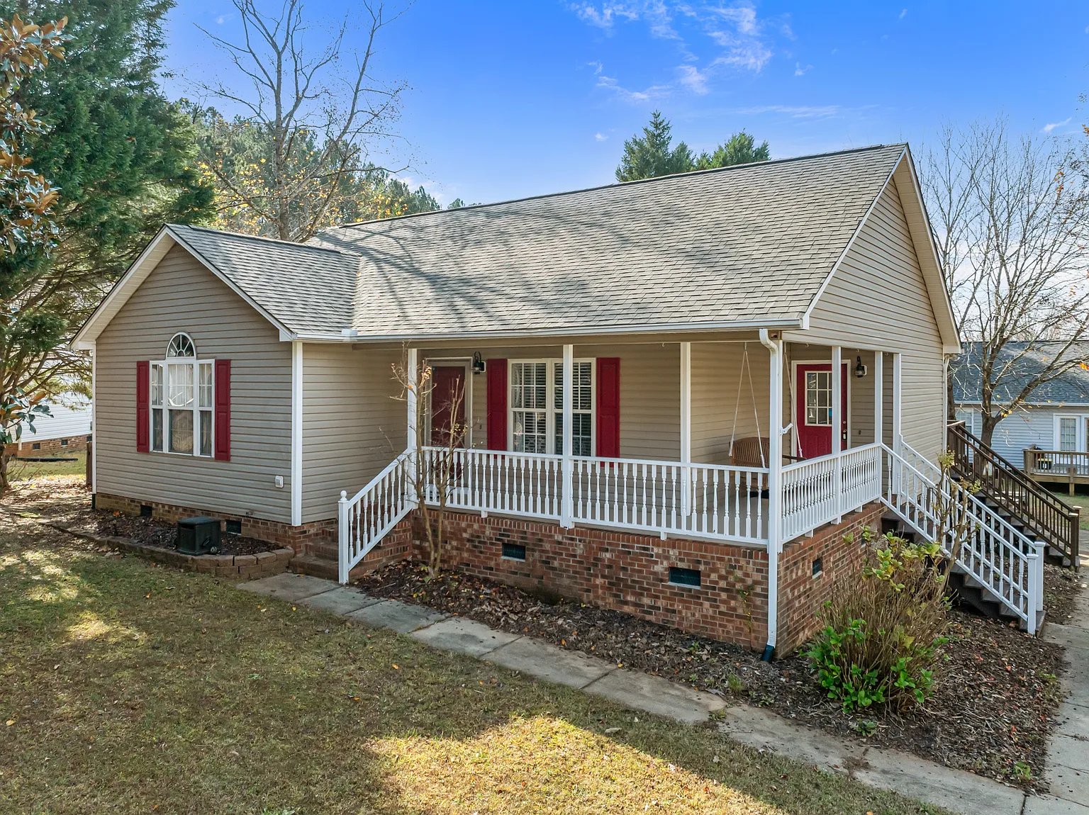 221 Southerby Dr