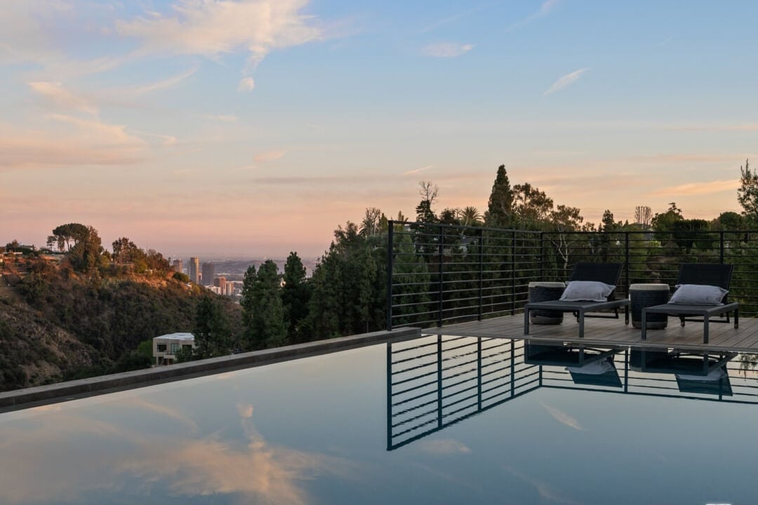 Aurelian Crest, Linda Flora Dr, 90049