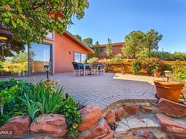 2272 ROADRUNNER Road, Sedona