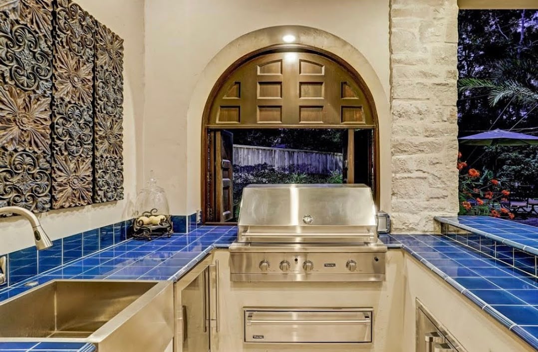Spanish/Tuscan Influence