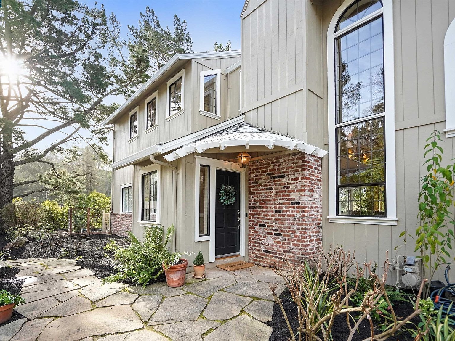 37 Bacon Ct