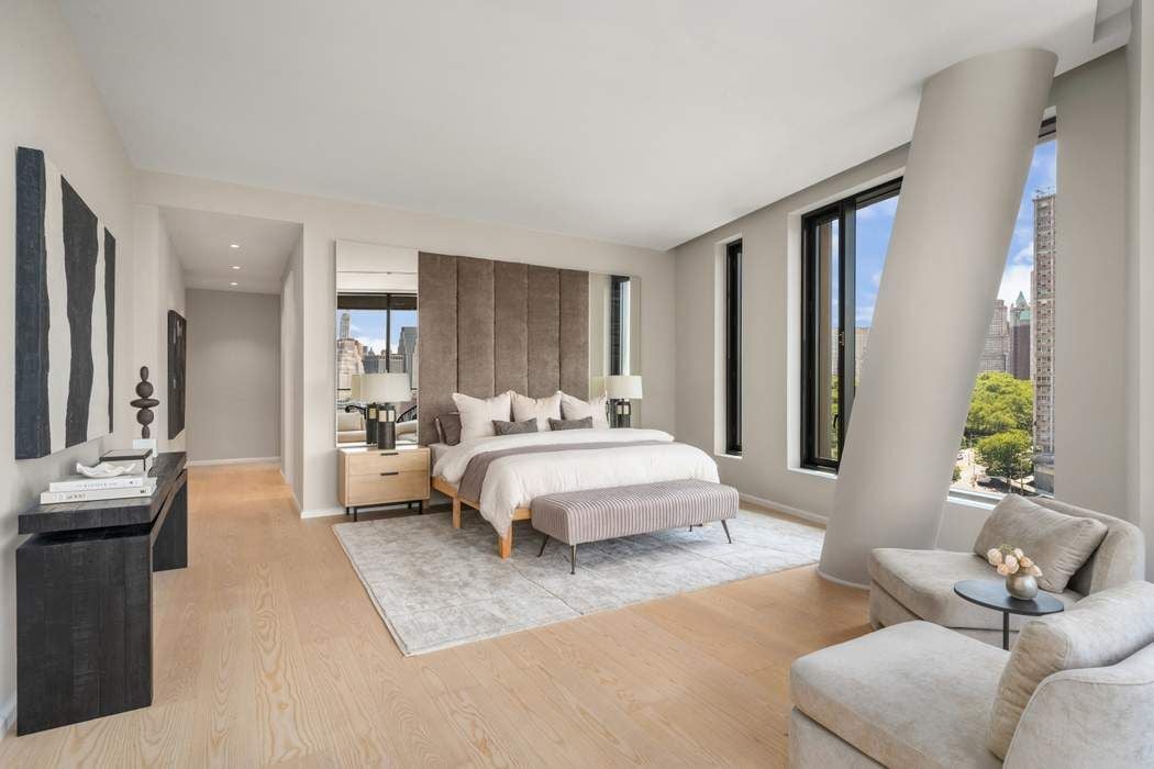 30 Front Strreet 15A