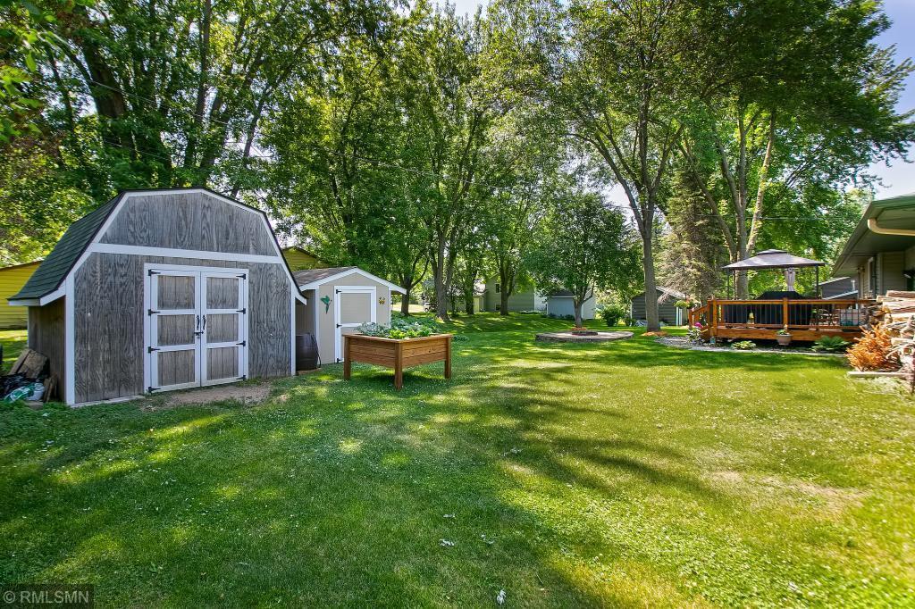 4450 Urbandale Ct N