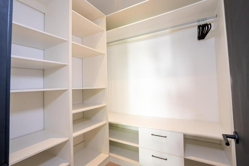 Casa Vista Verde | Contemporary 3-Bed Luxury Home with Pool in Exclusive Catalina Cove