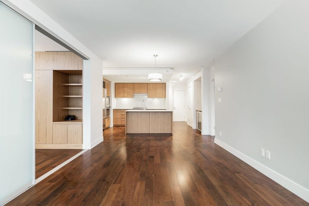 1675 W 8th Ave, #309