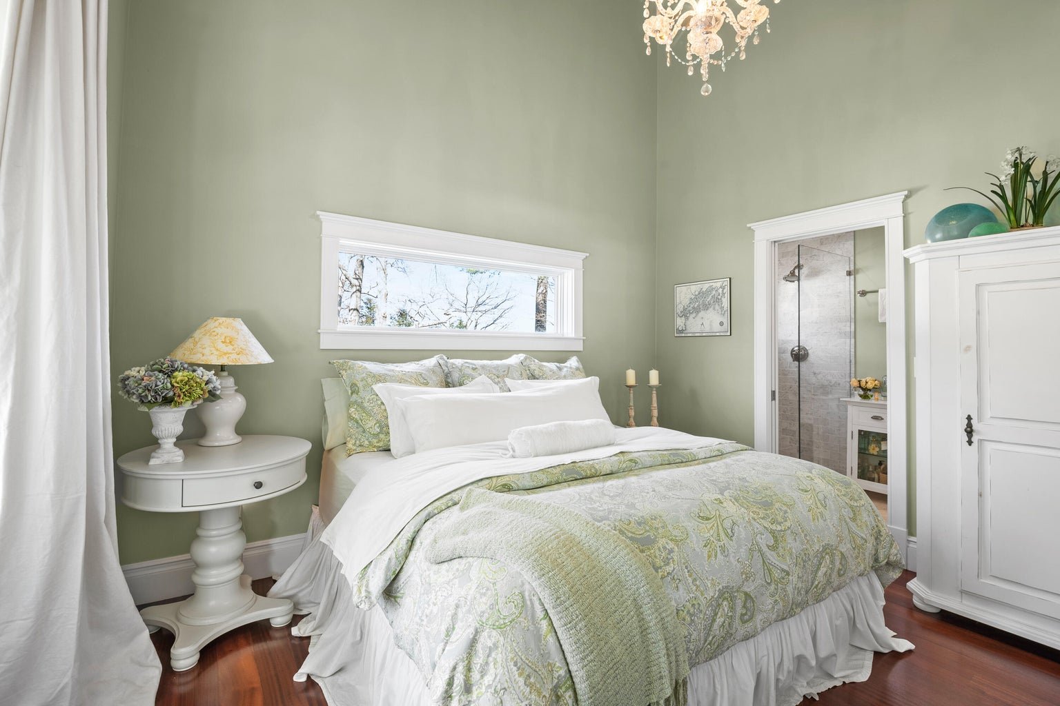 373 Lower Flying Point Road, Freeport