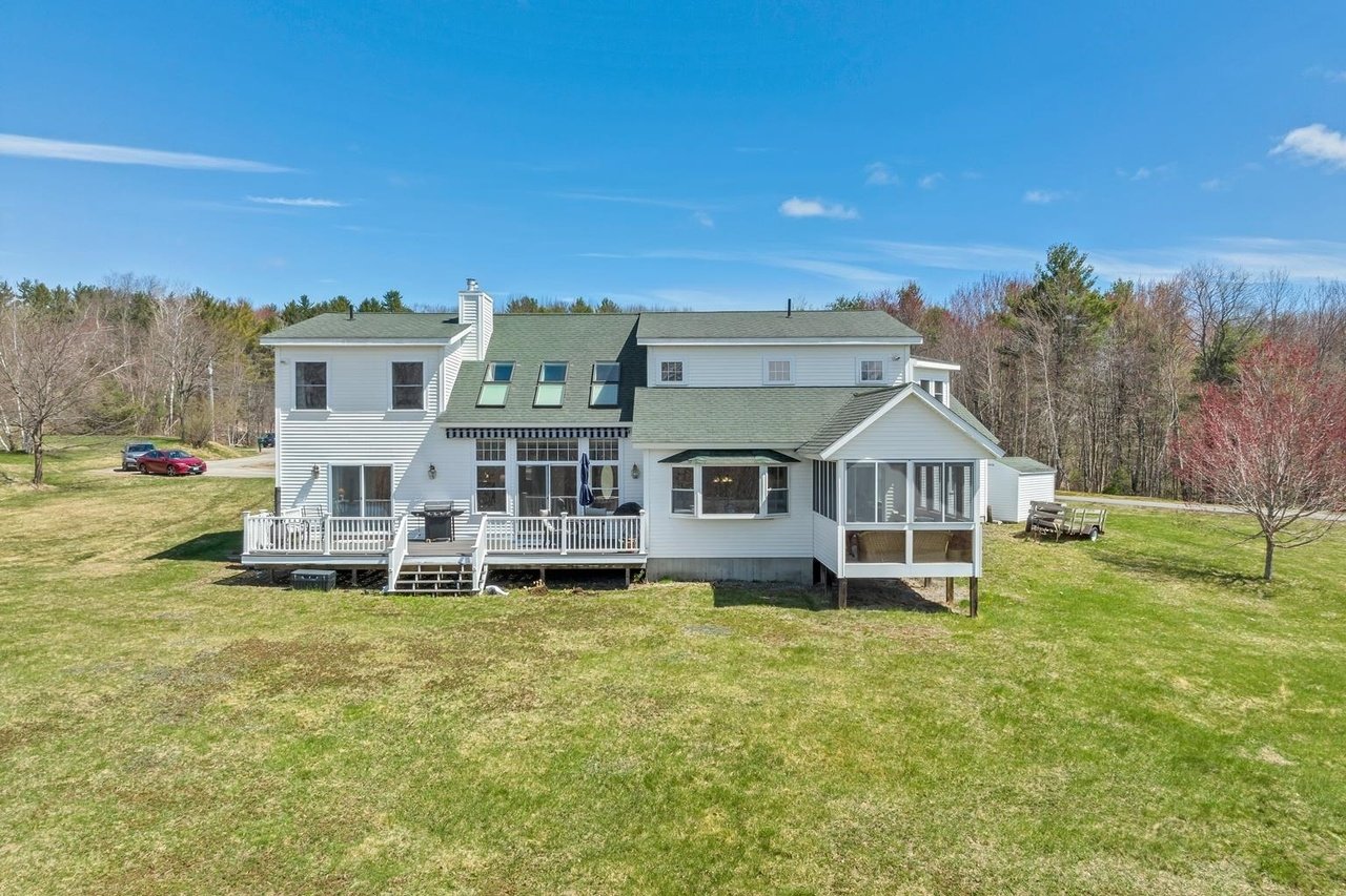 18 Christy Ln