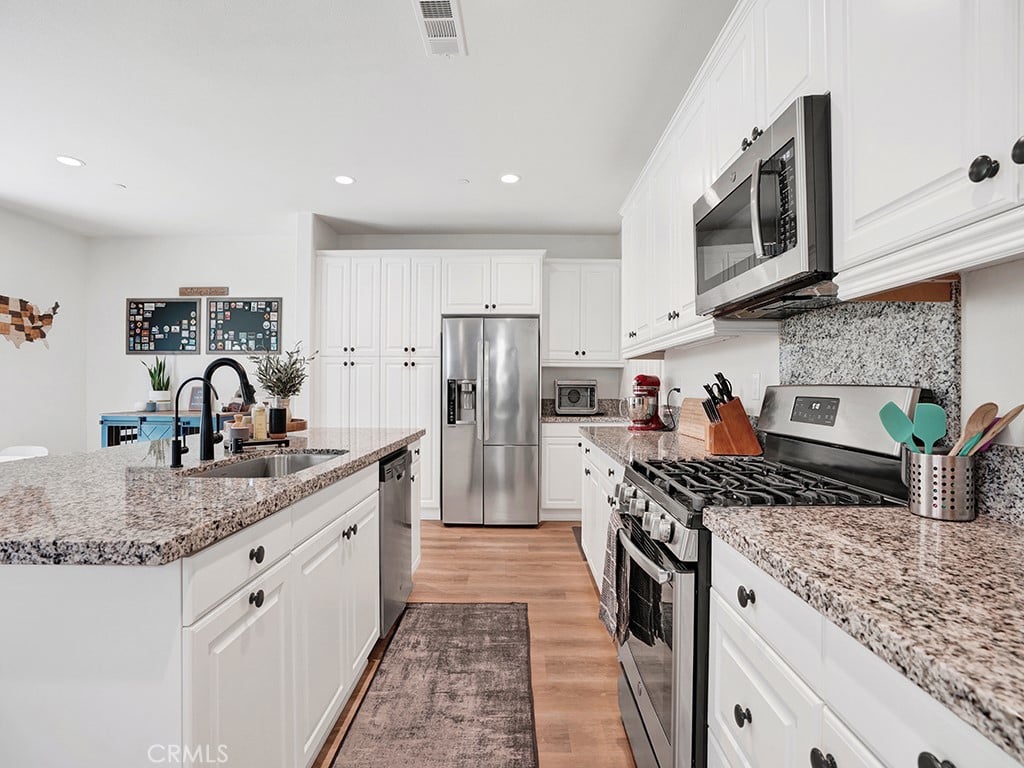 8967 Sunshine Valley Way