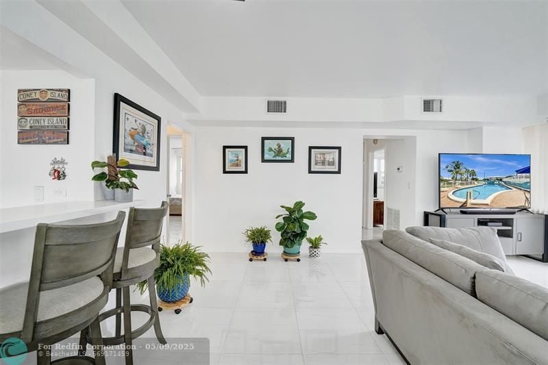 1900 S Ocean Dr, #301