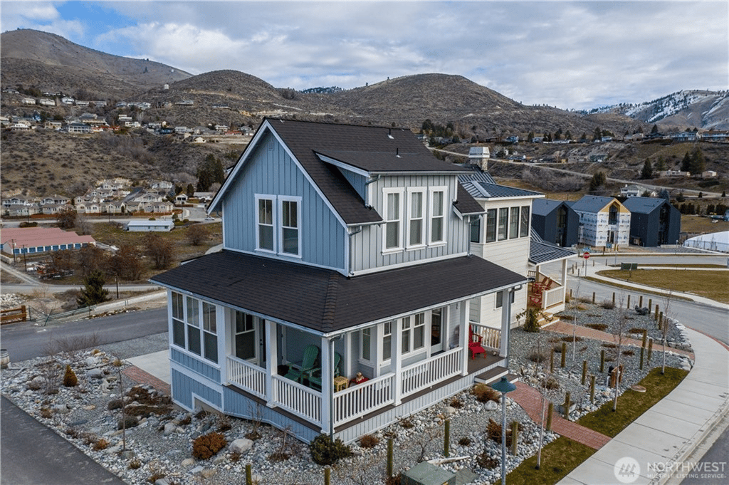 106 Porcupine Ln