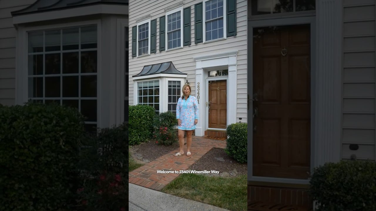Move-in Ready Townhome in Clarksburg, MD | 4br + Garage