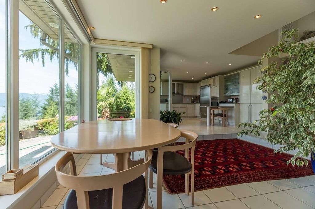 310 Oceanview Rd