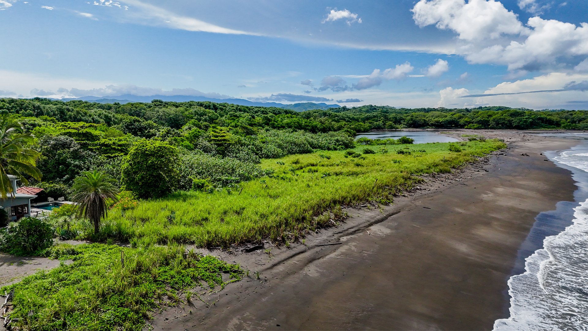 Irreplaceable Titled Beachfront Parcel with 35 Water Letters | 27,040 m² of Prime Coastal Real Estate!