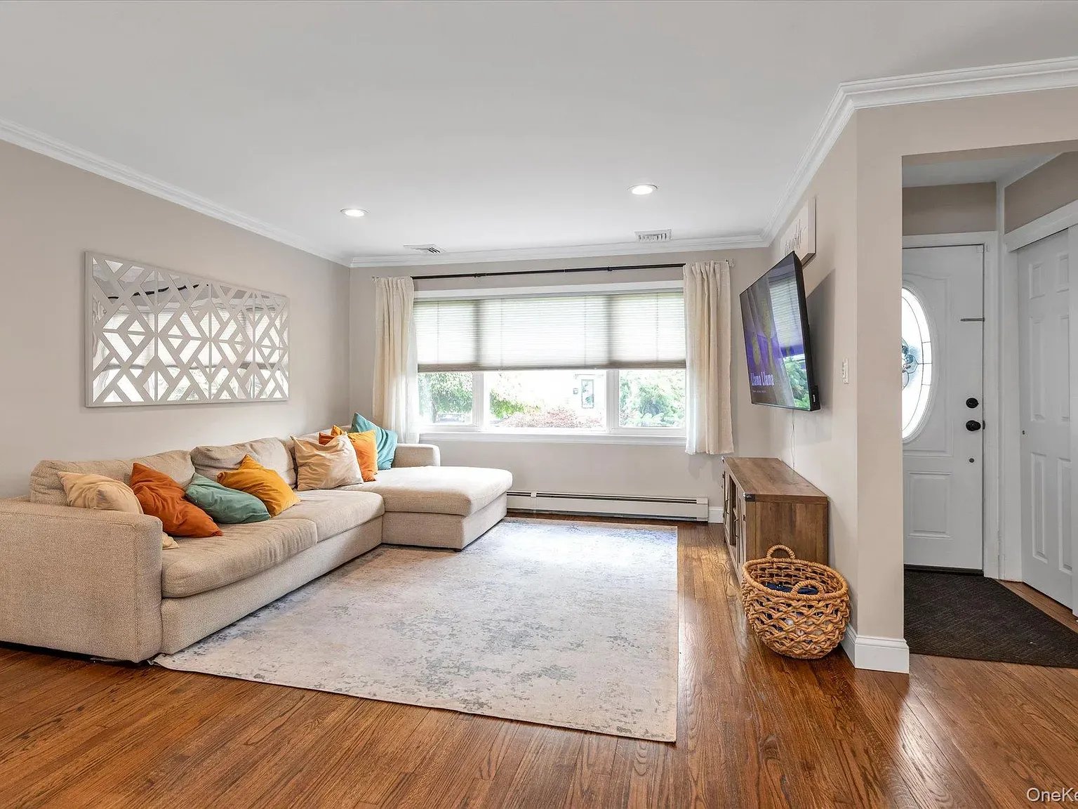 3727 Regent Ln