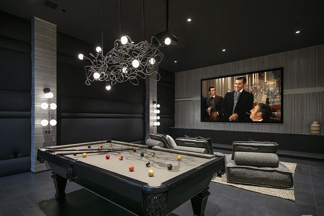 Cascade Golden, N Beverly Dr, 90210