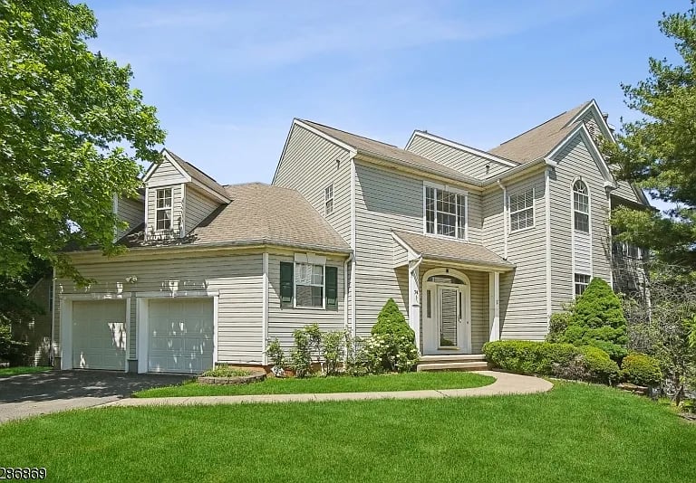 74 Liberty Ridge Rd