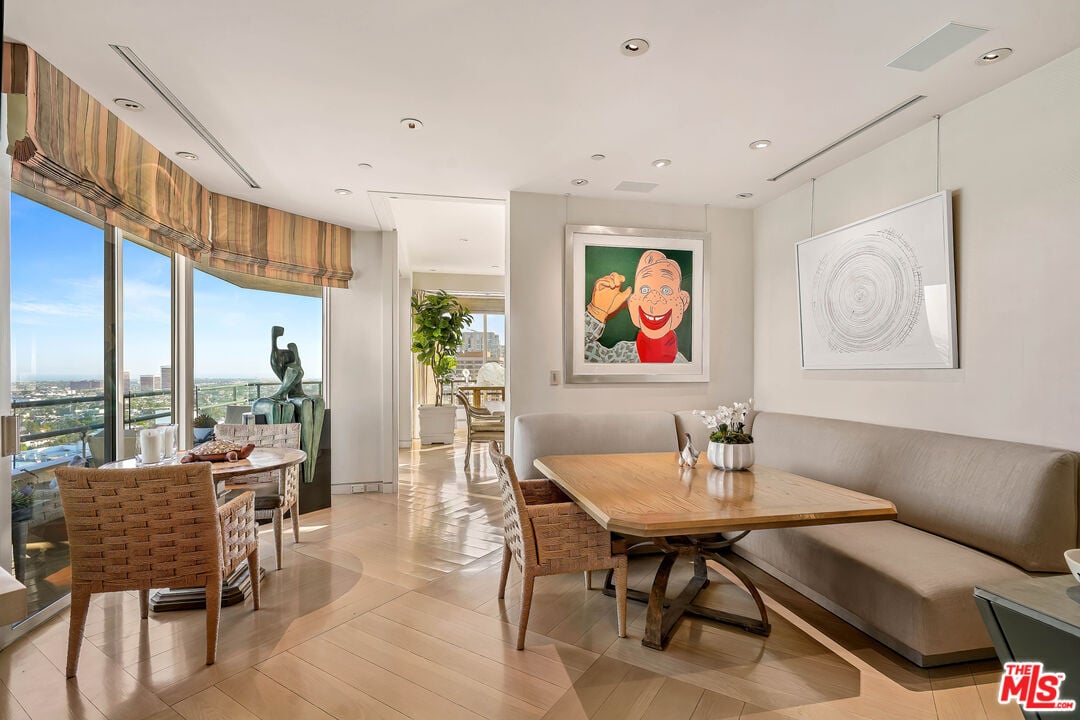 10601 Wilshire Blvd Unit: 20C