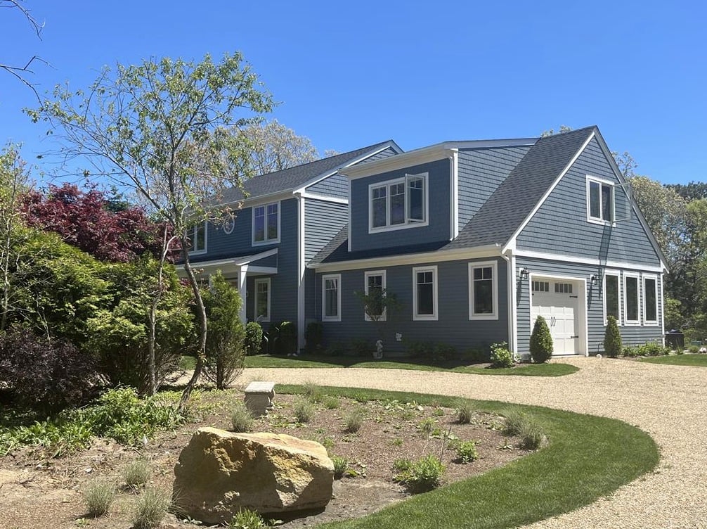 6 Schoolhouse Ln