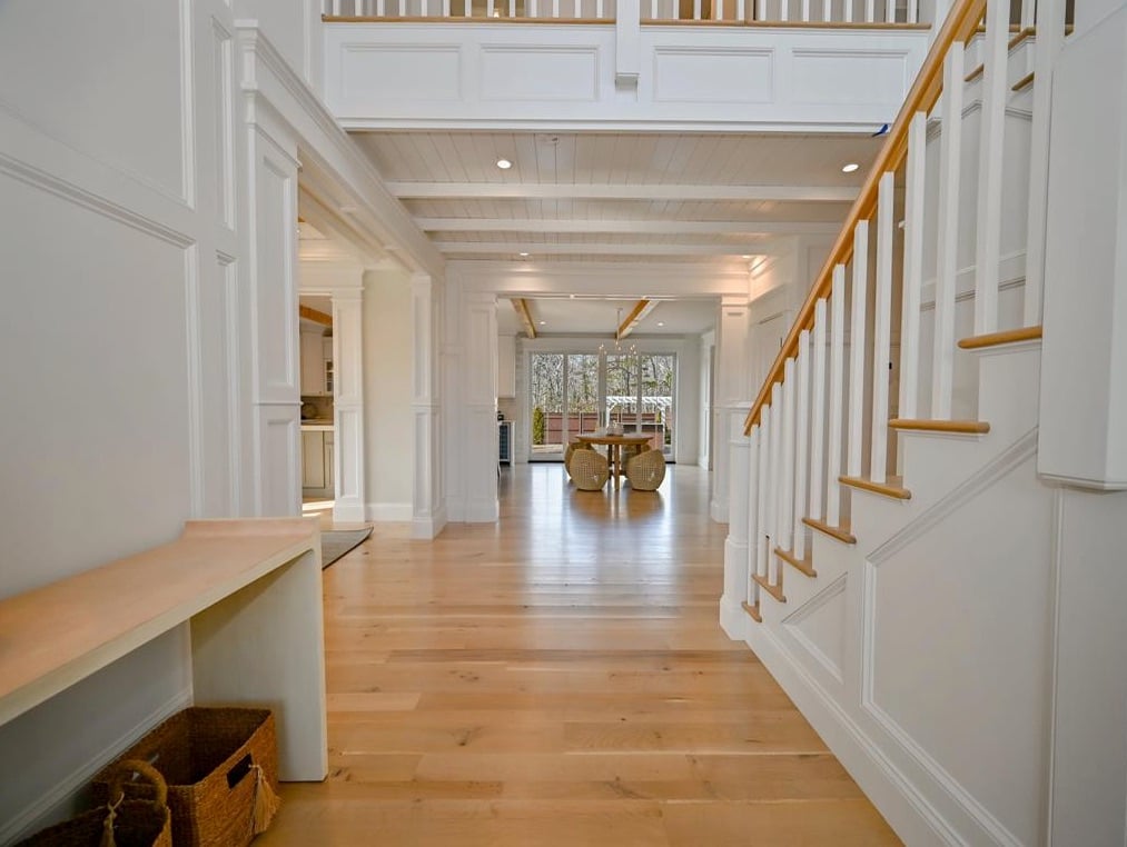 12 Baylies Way