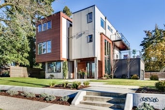 6856 49th Avenue NE