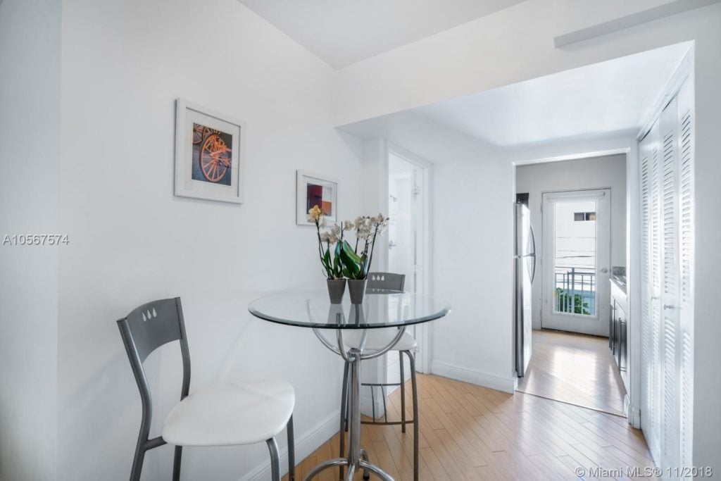12 Unit Miami Beach Mid-century Building Sells at 751 Meridian by Luca Migliore