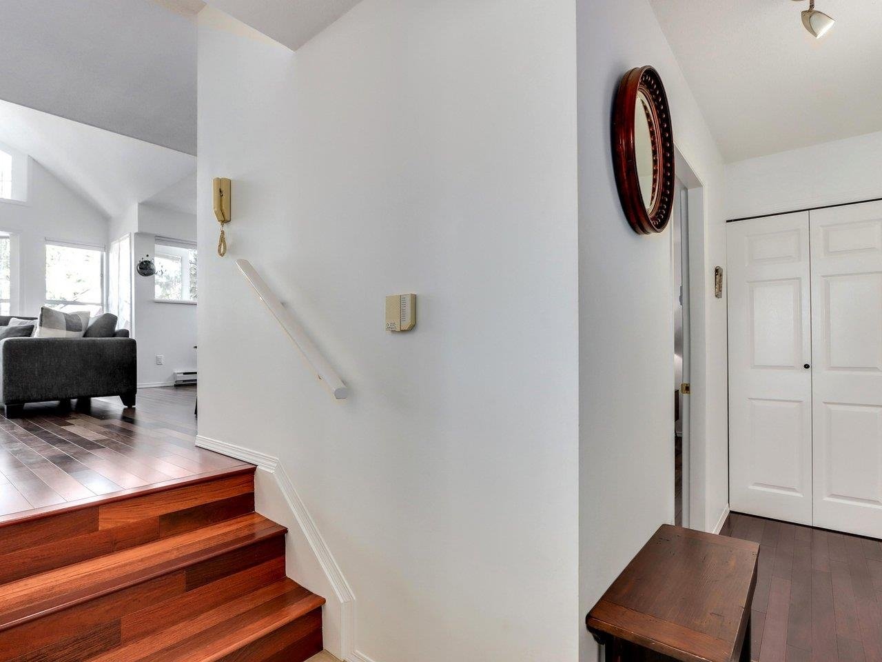401-1610 E 5th Ave