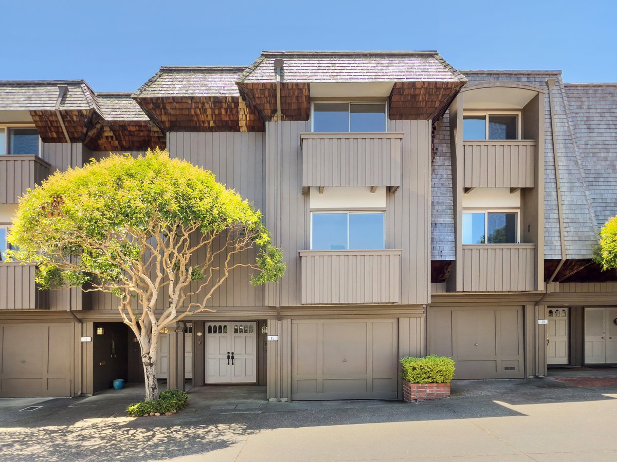 15 Sulgrave Lane, San Rafael