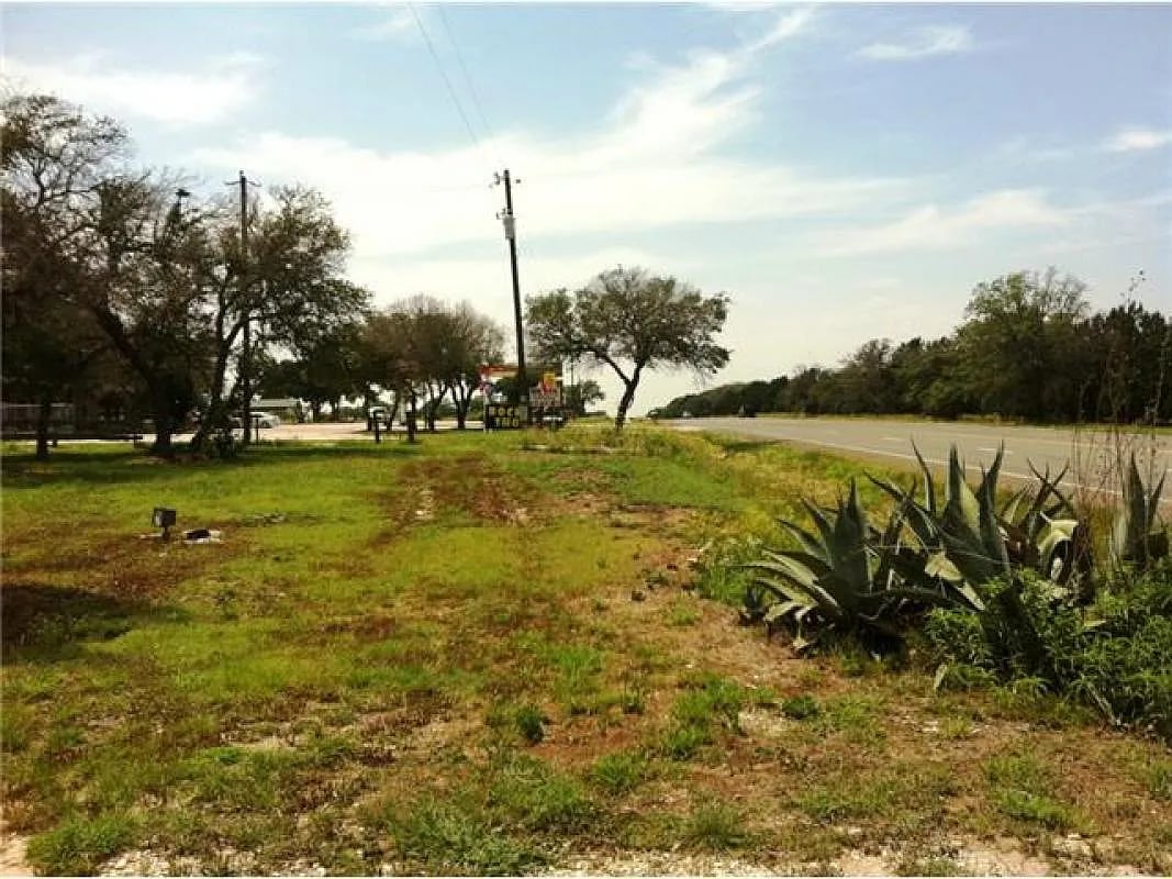 7748 E Us Highway 290 #B