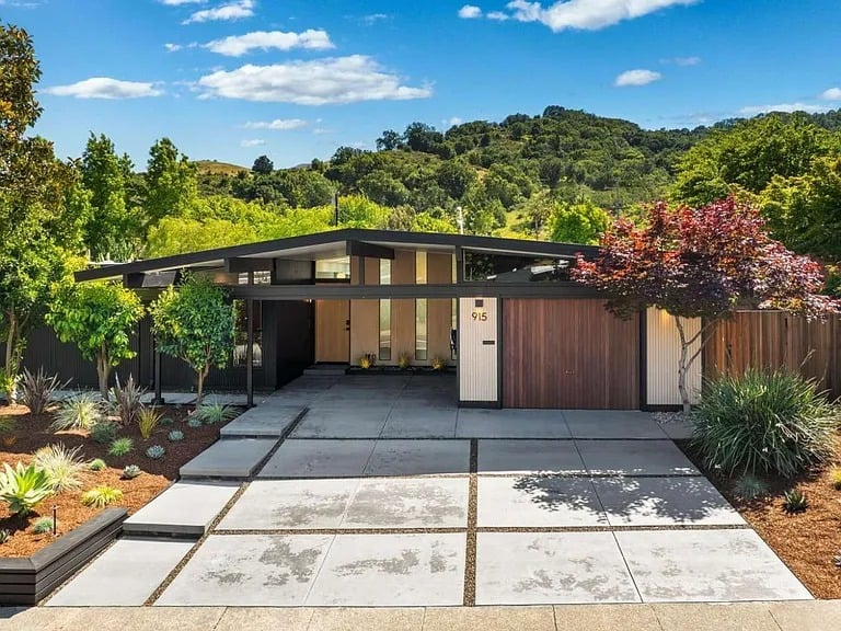 915 Del Ganado Rd
