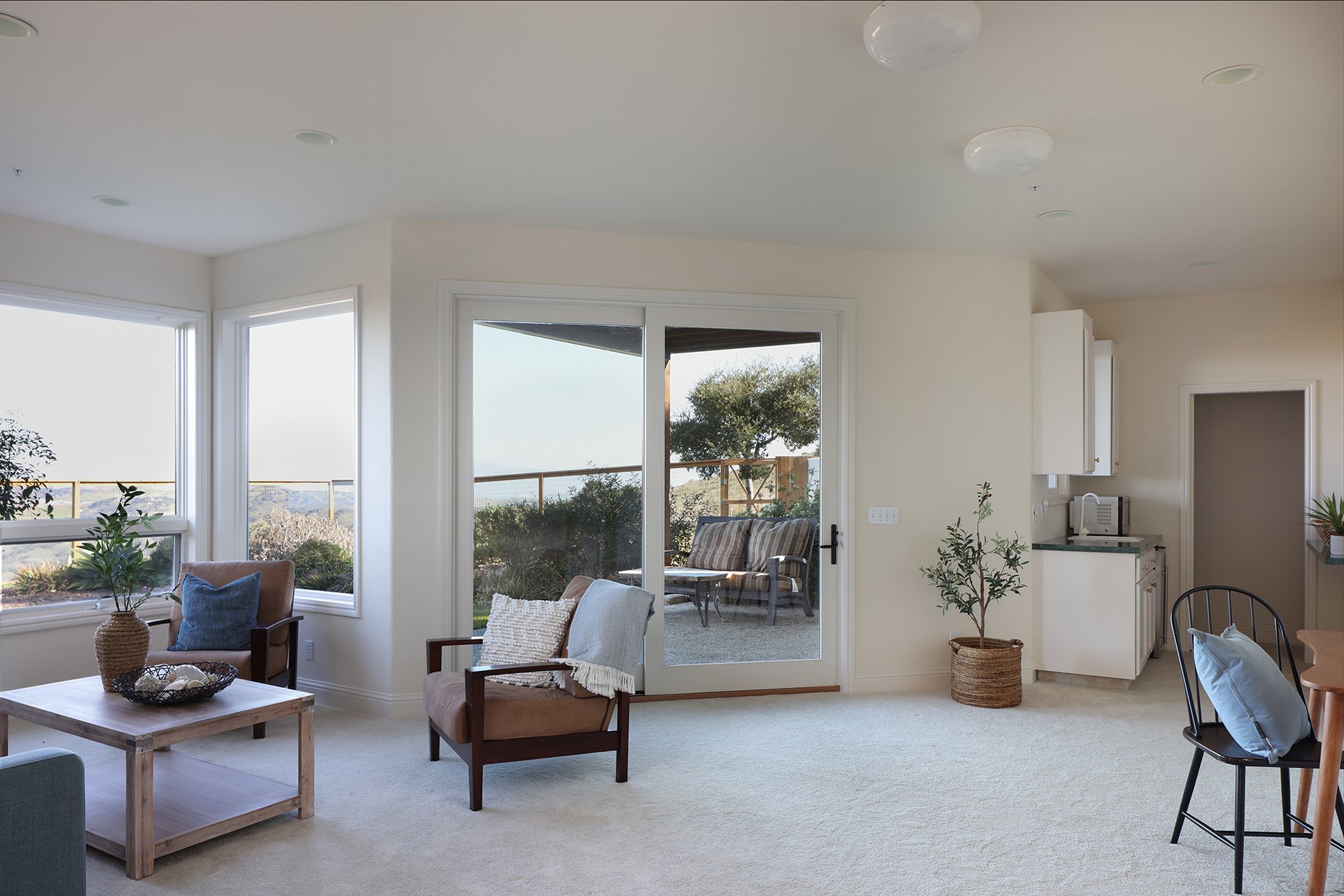Monterey Paradise - 25691 Whip Road