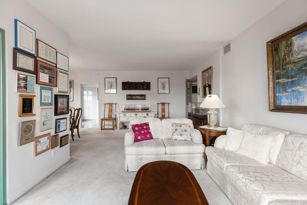909 Burrard St, #2103