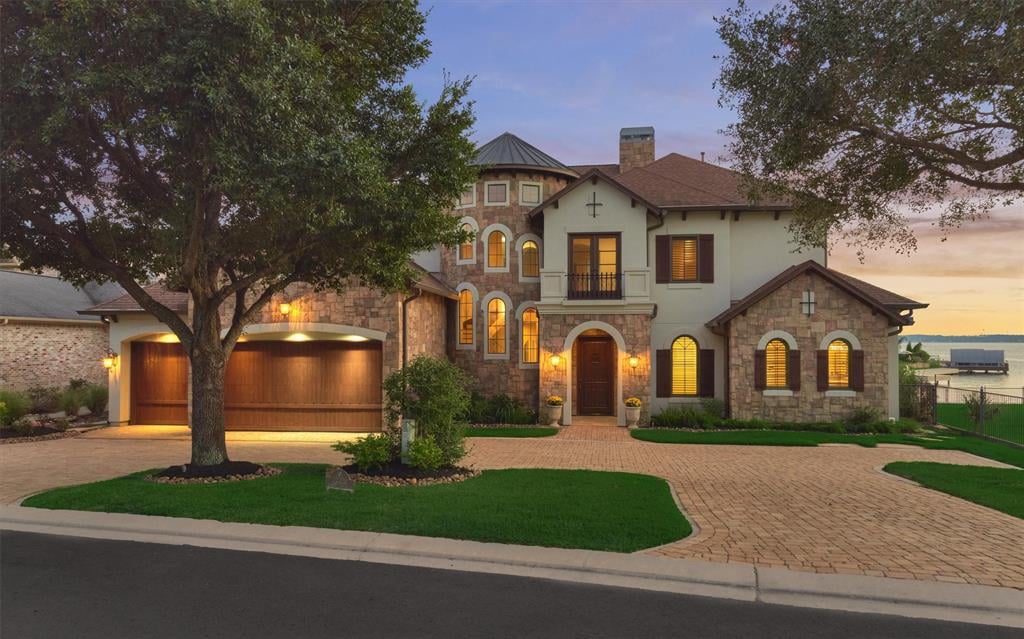 12320 Pebble View Dr