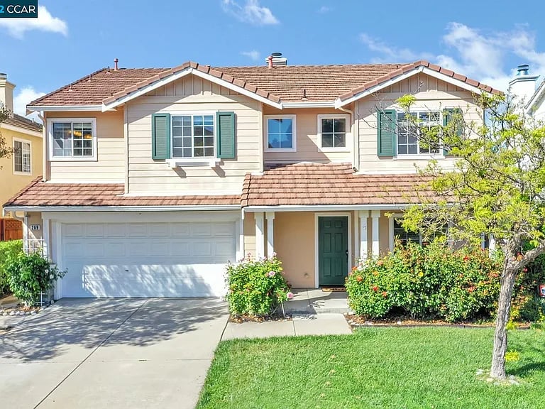269 Oakwood Cir